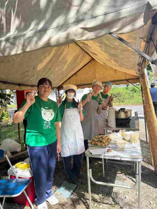 猪苗代高校生のおだんご屋さん