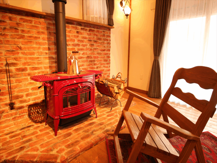 しゃくなげ24号館薪ストーブ