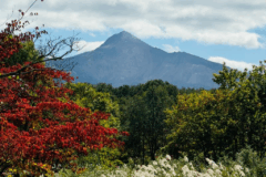 磐梯山と紅葉