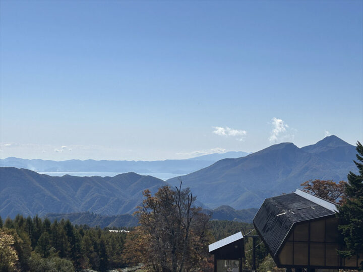 磐梯山と猪苗代湖