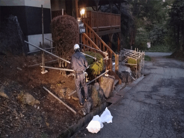 単管パイプ雪囲い