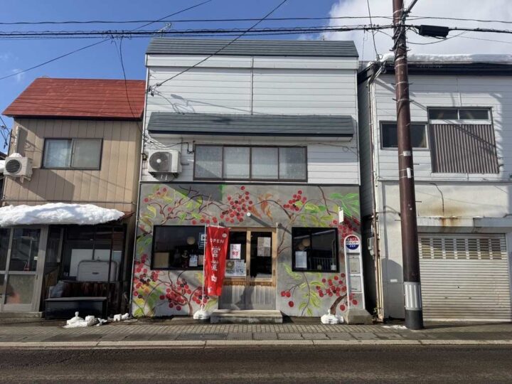 クリスマスマルシェが開催された食堂