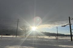 雲の合間からのぞく太陽